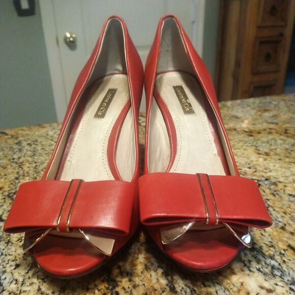 Louise et Cie LO-JORDYNA Women's LAVISH SHEEP NAPPA LEATHER PUMPS - Size 7M RED - Picture 1 of 12